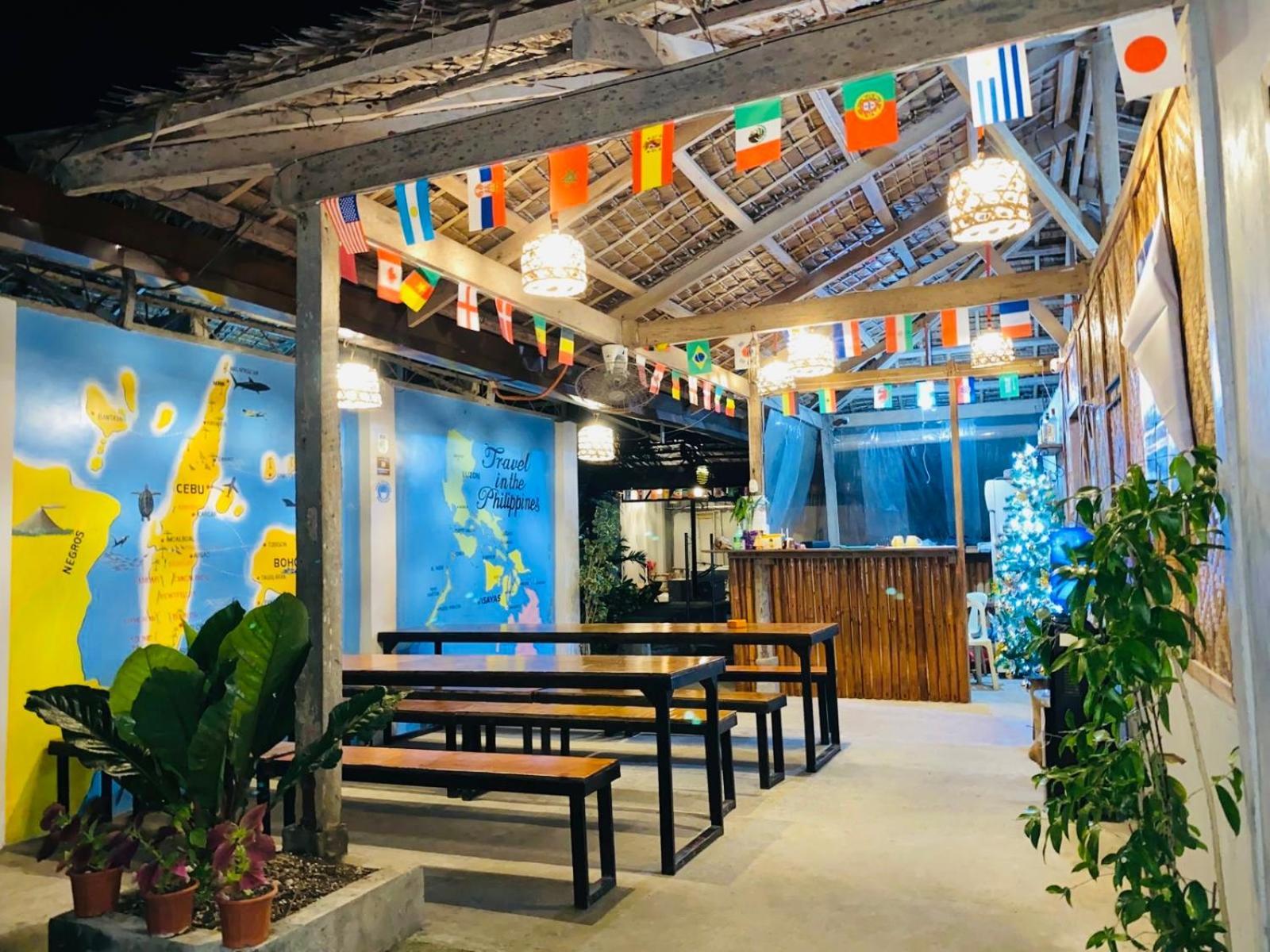 Ananas Guesthouse モアルボアル エクステリア 写真