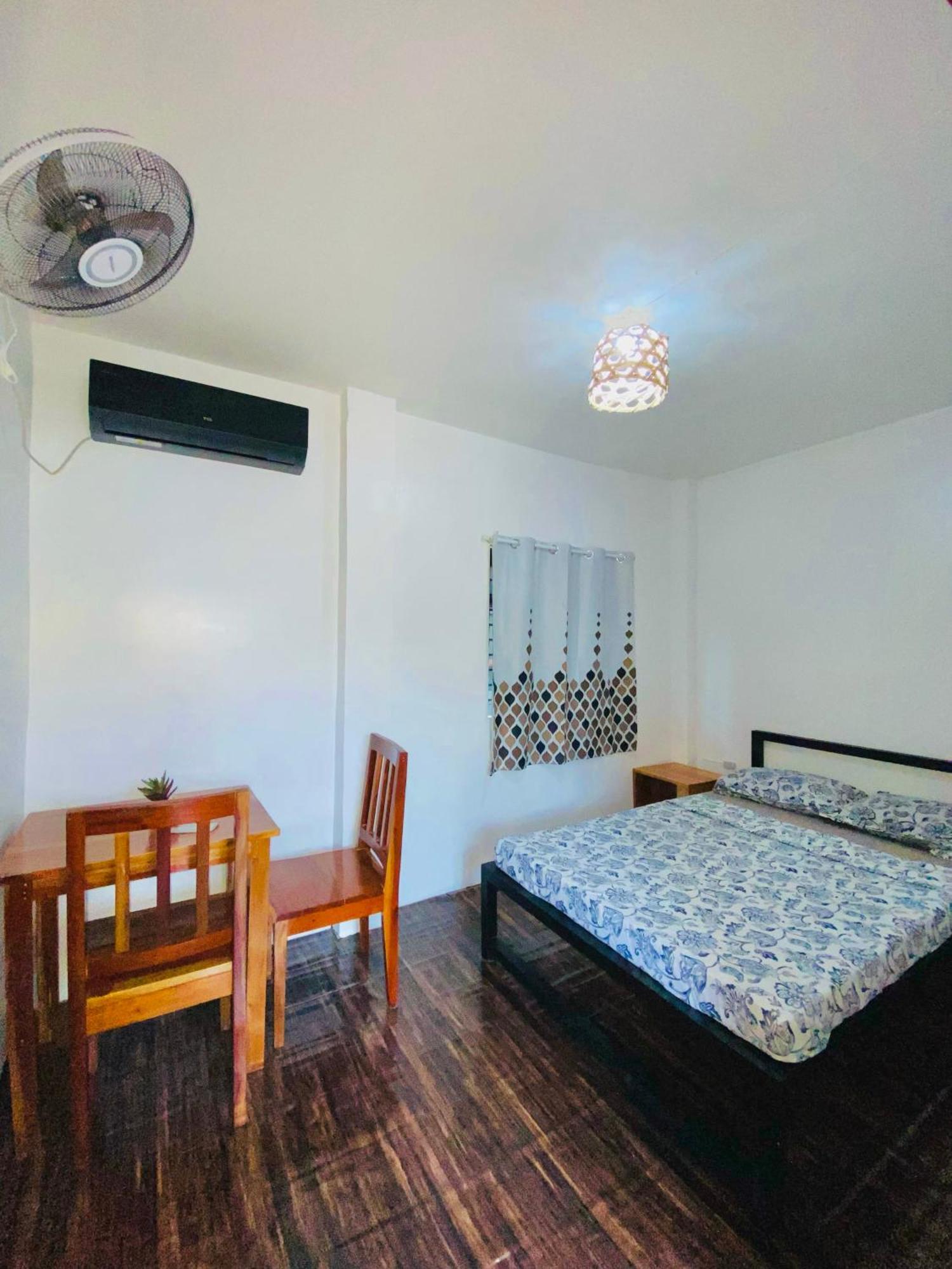 Ananas Guesthouse モアルボアル エクステリア 写真