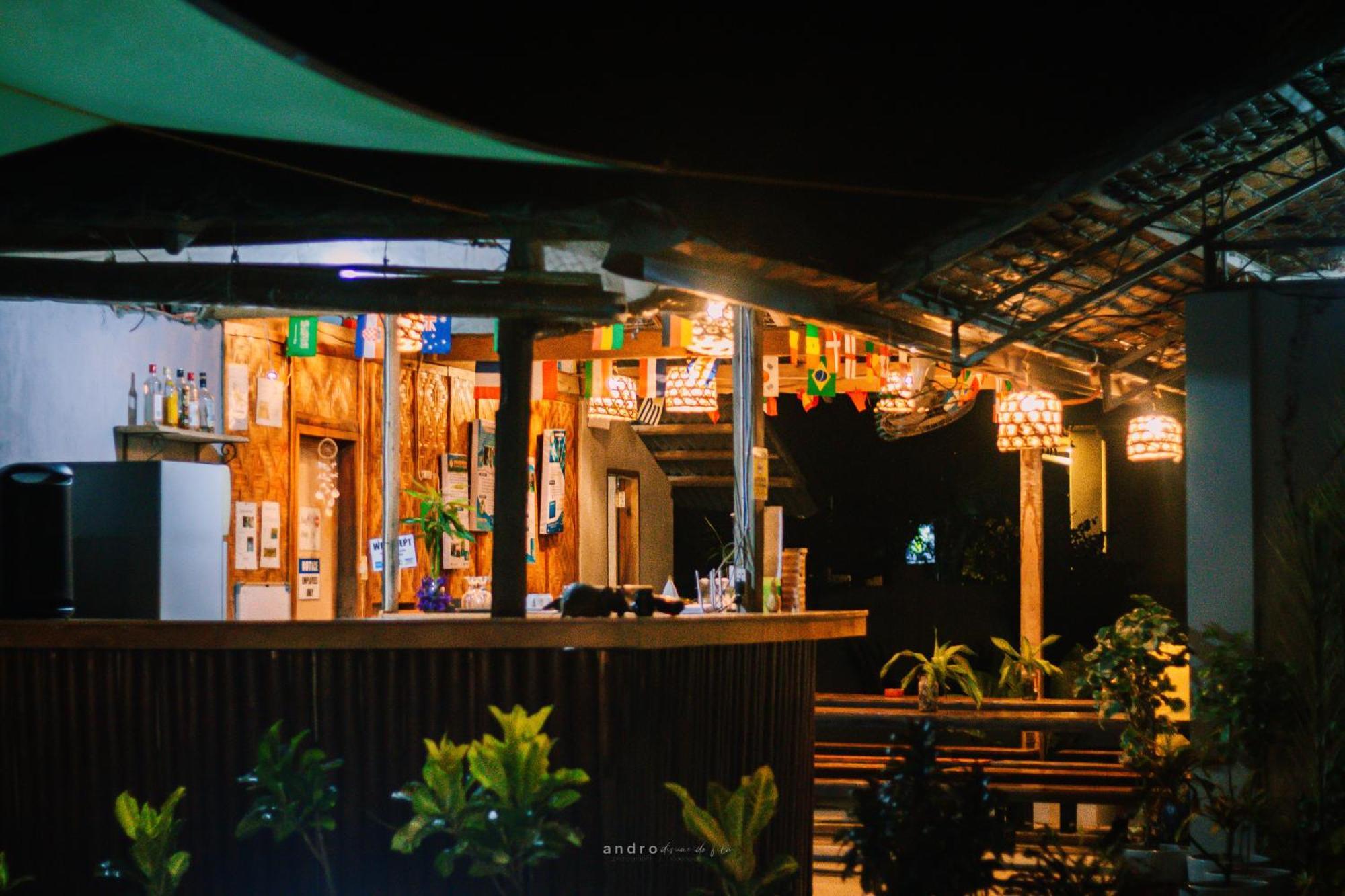 Ananas Guesthouse モアルボアル エクステリア 写真